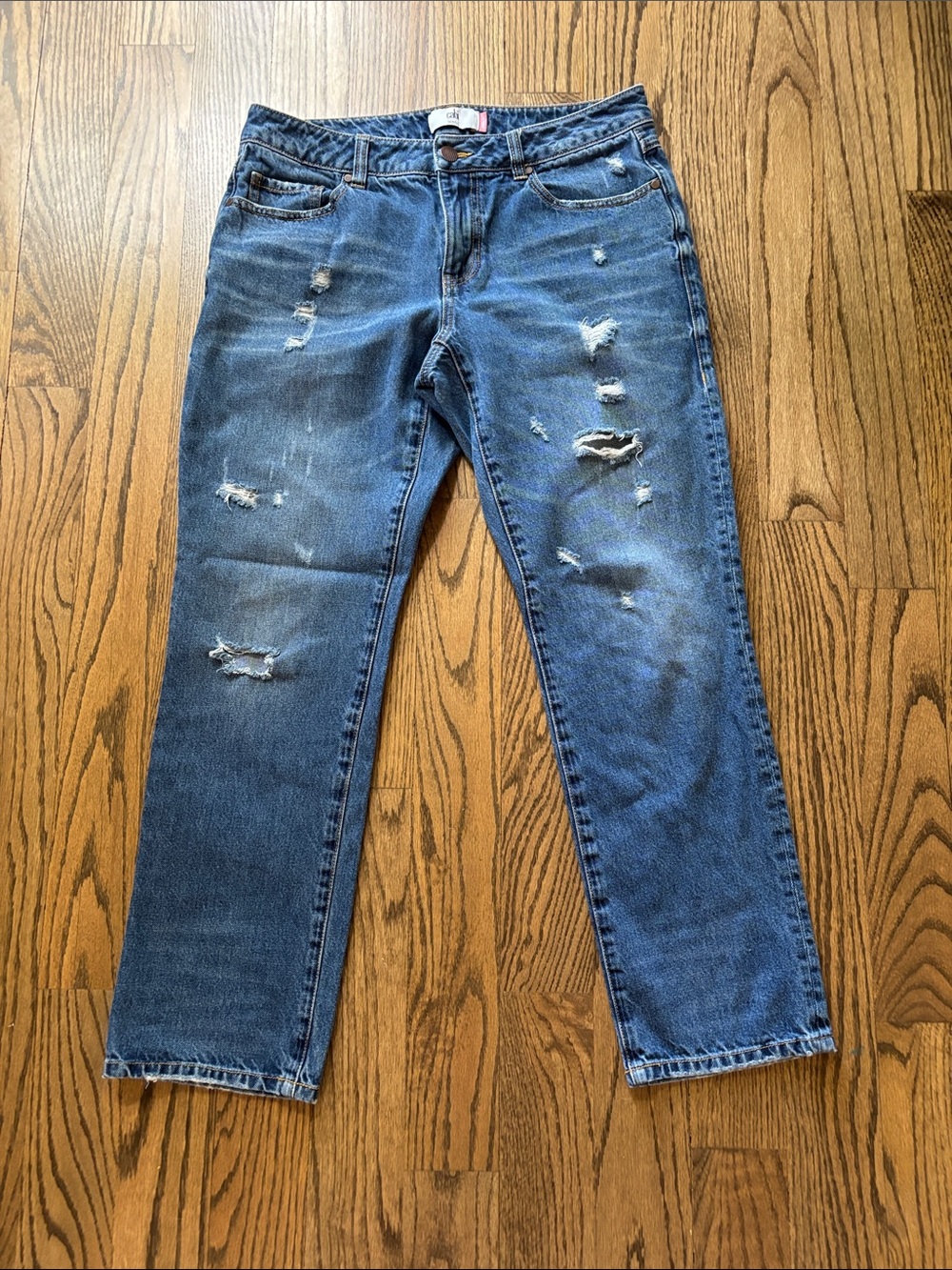 Cabi boyfriend jeans size 6